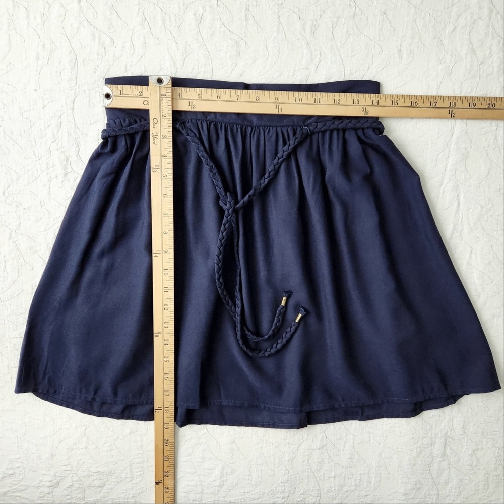 Tommy Hilfiger Navy Blue Pull-On Skirt With Braided Tie Belt, Size Small - Picture 10 of 16